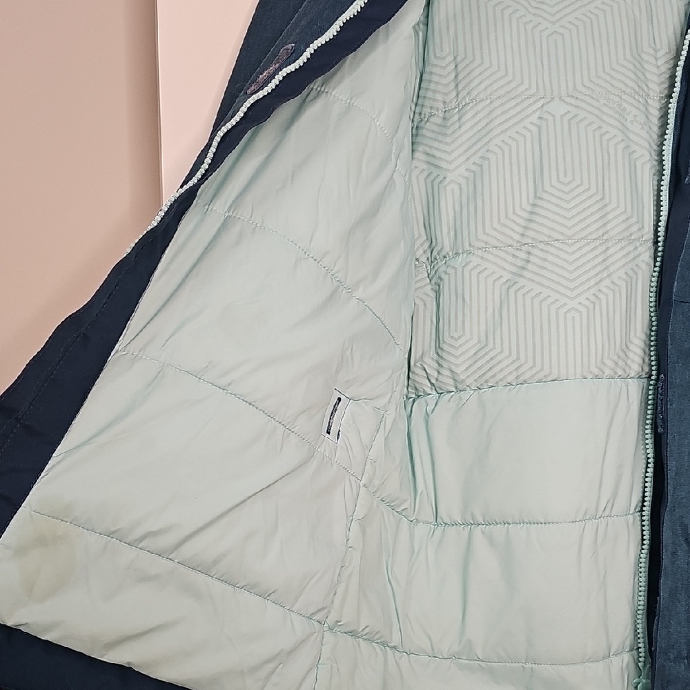 Under Armour Kids' Teal and Navy Puffer Jacket - Picture 5 of 5